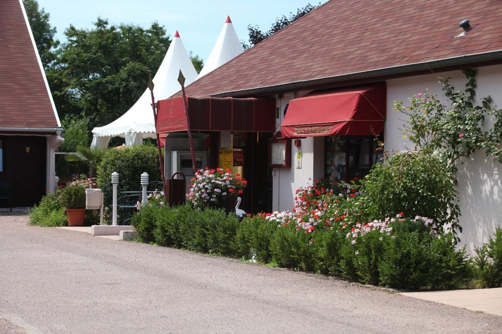 Hotel Restaurant Au Relais D'Alsace Rouffach Exterior foto